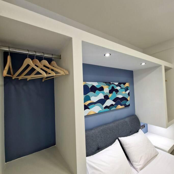Farisma - Bright And Central Apt In Kalamata Bagian luar foto